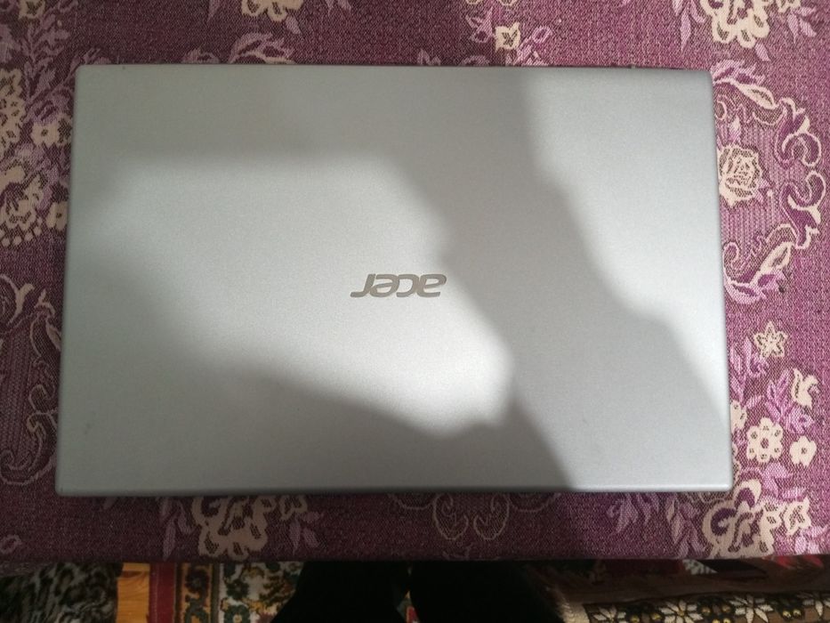 Acer noutbuk korobka dakument