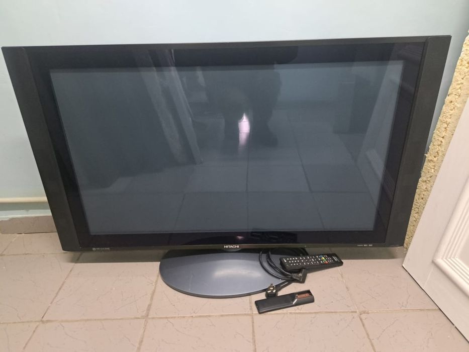 Телевизор HITACHI
