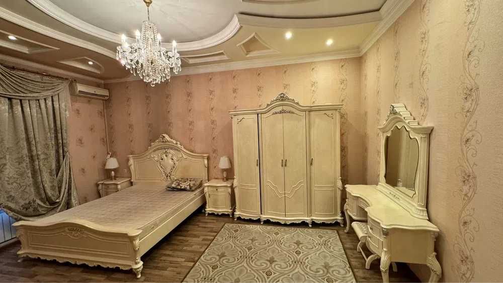 Сдается дом |  For Rent  | М.Улугбек Ор-р: Никитина |  For Rent  |