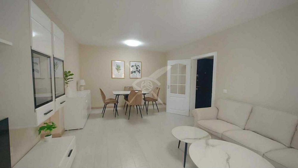 Дава се под наем Тристаен апартамент в София, Център - 90 кв.м за 1100 € - Снимка #4