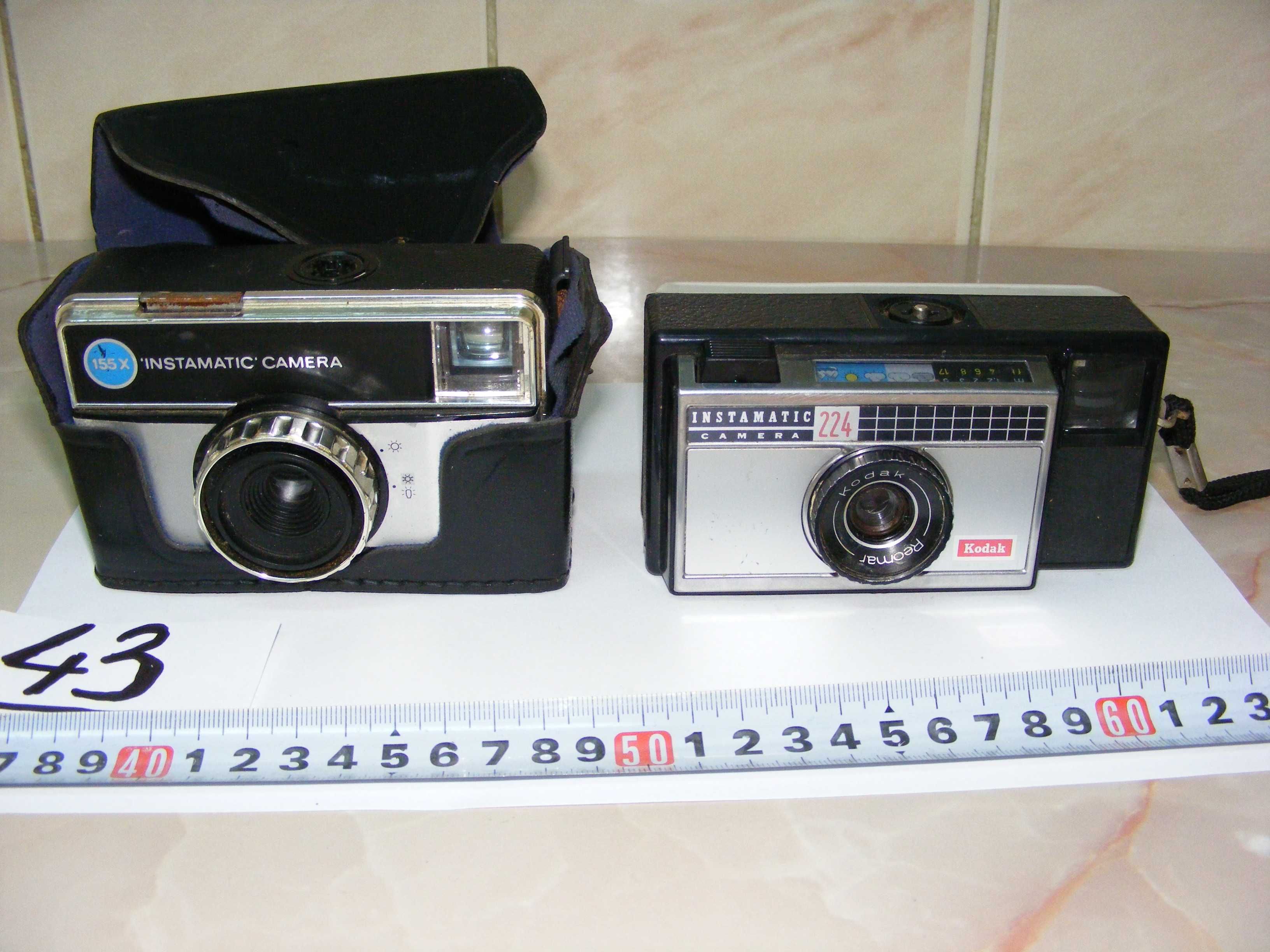 Aparate foto vechi ,,Kodak Instamatic” anii 1960 (cod 43)