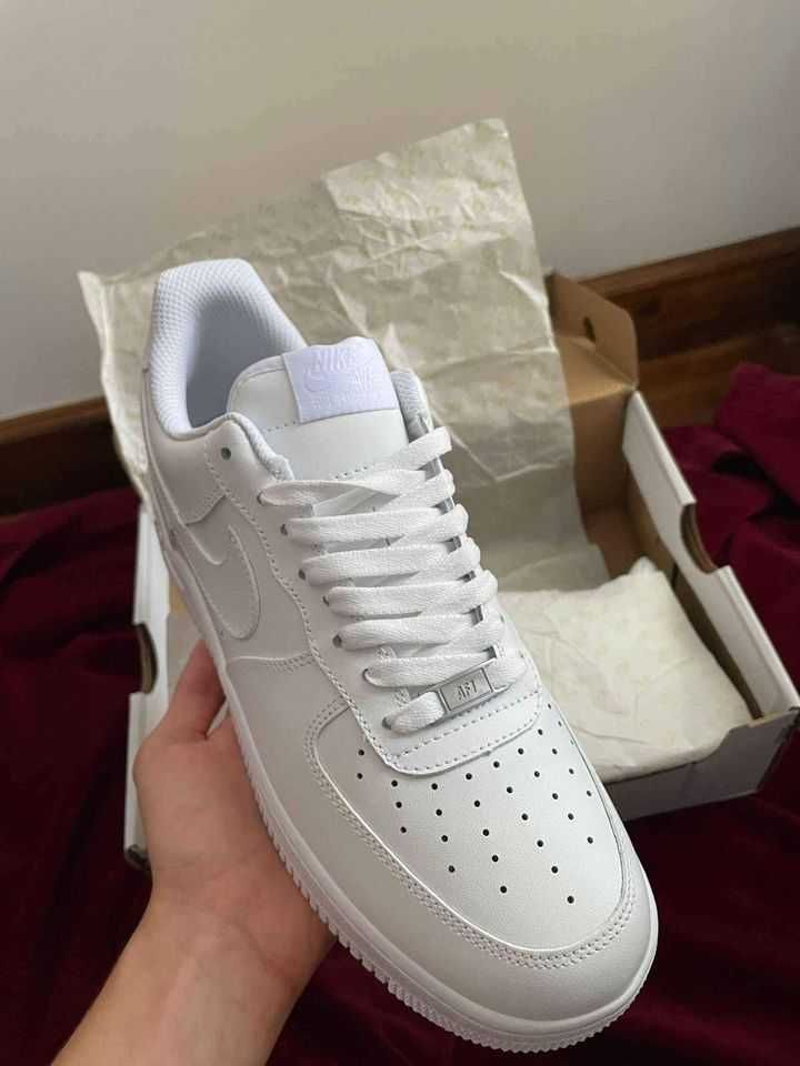 Adidasi Nike Air Force 1 Universali (Livrare cu Verificare)