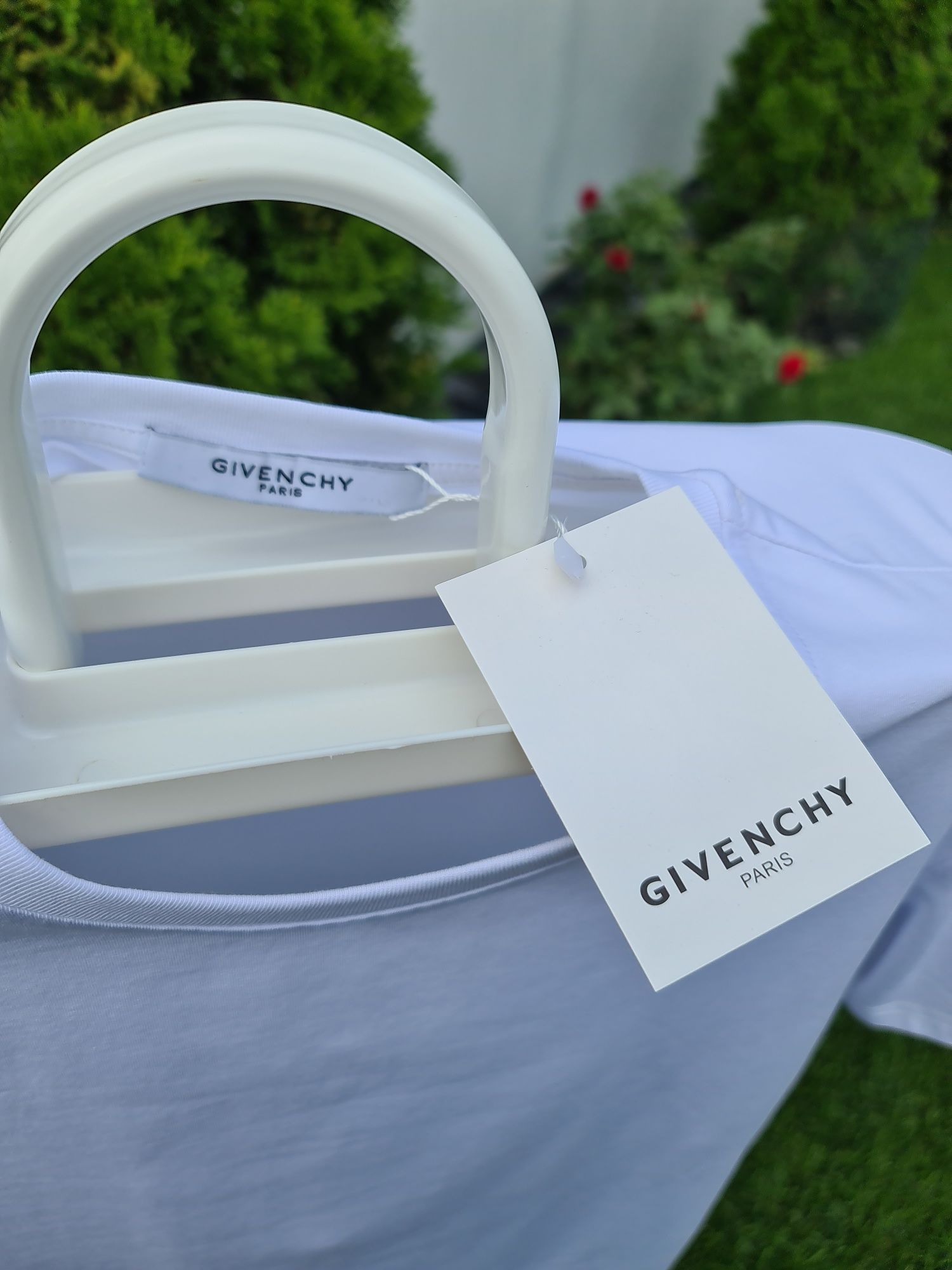 Tricou-Givenchy-Premium-Nou