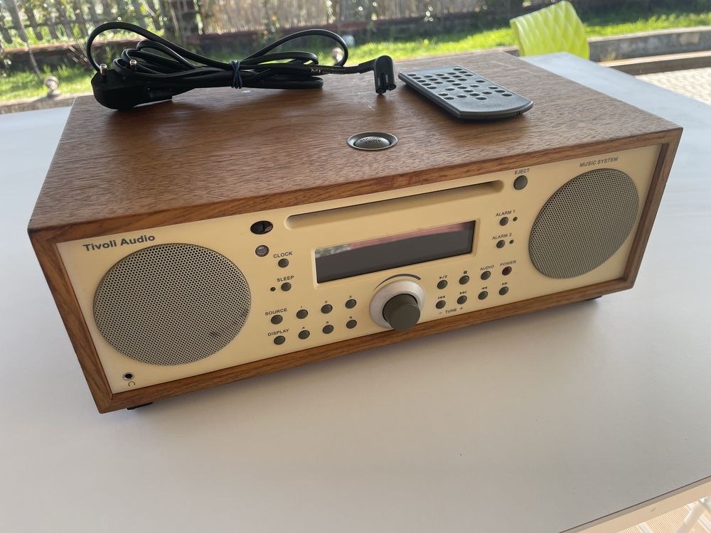 Tivoli audio cd player radio subwoofer