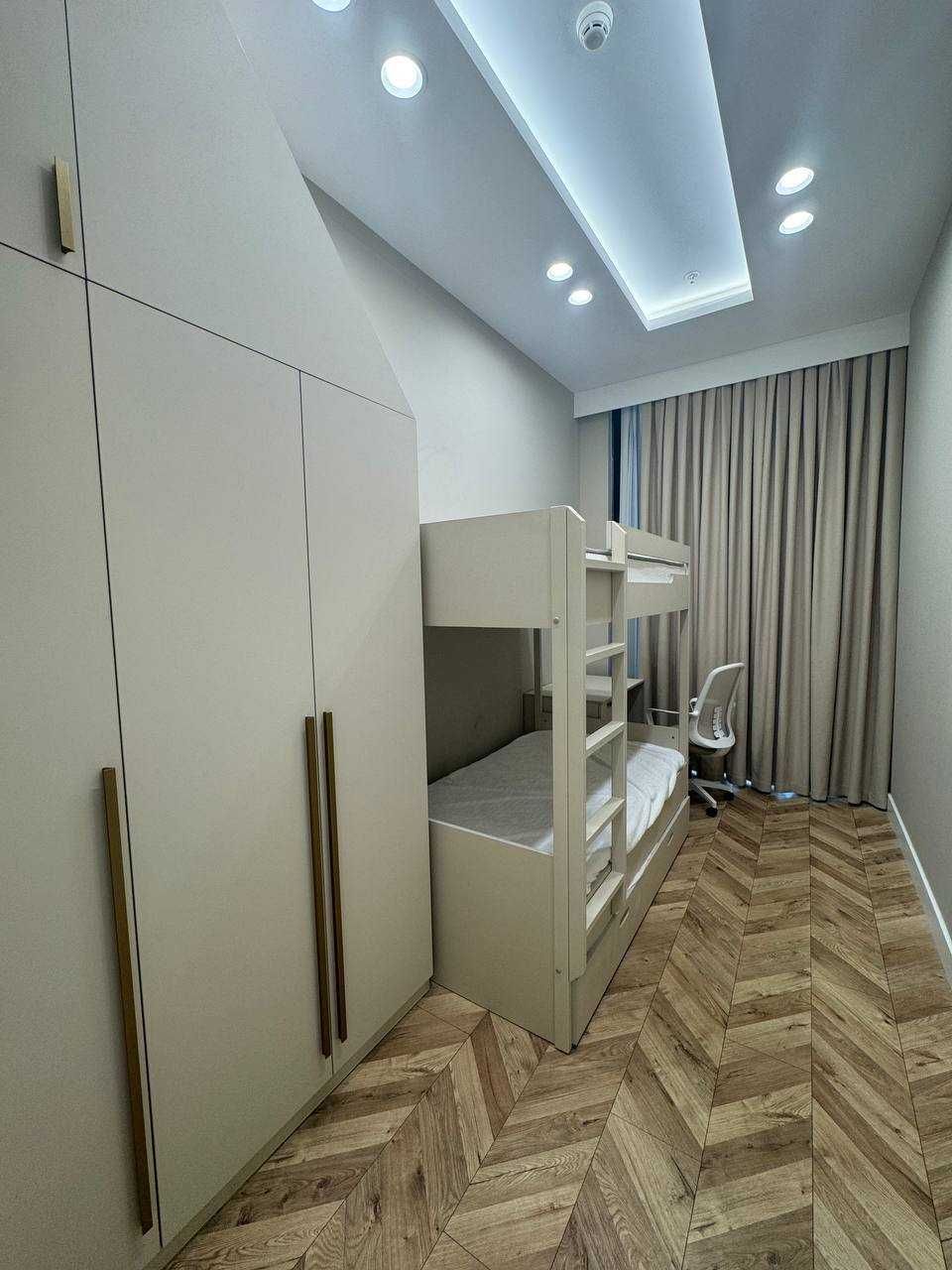 СРОЧНО АРЕНДА 4х ком квартира в ЖК Nest one 93м2 40-этаж