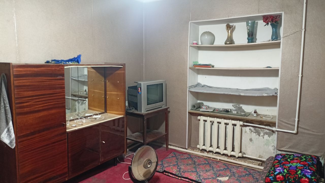 Квартира 2-ком., 2 этаж, 5эт/д, кирпич.