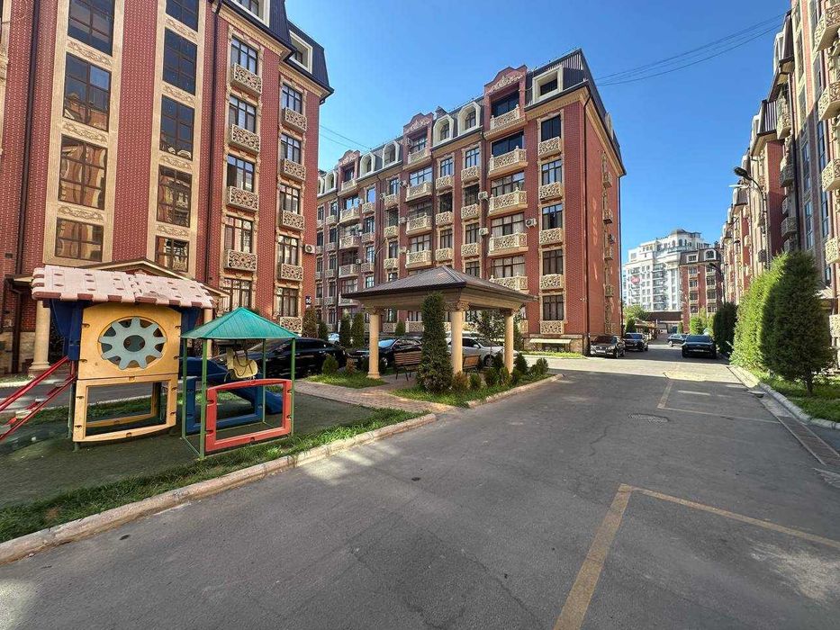 ЖК Greenwich! Сдается новая 3-х комнатная квартира!