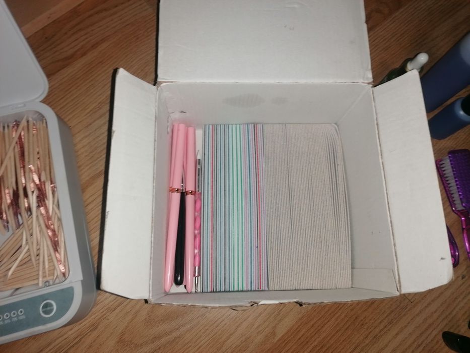 Vinde/schimb Kit unghii incepatori/amatori