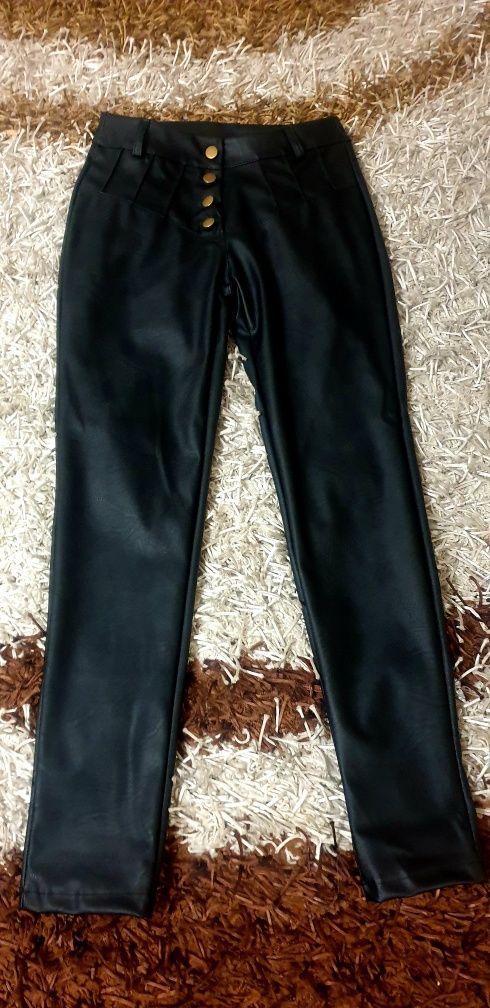 pantaloni piele marimea 36/S