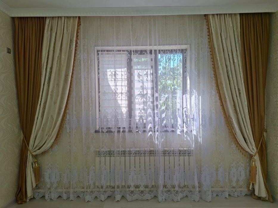 Материалы шенилл және джакарт осындай штор сатылады.