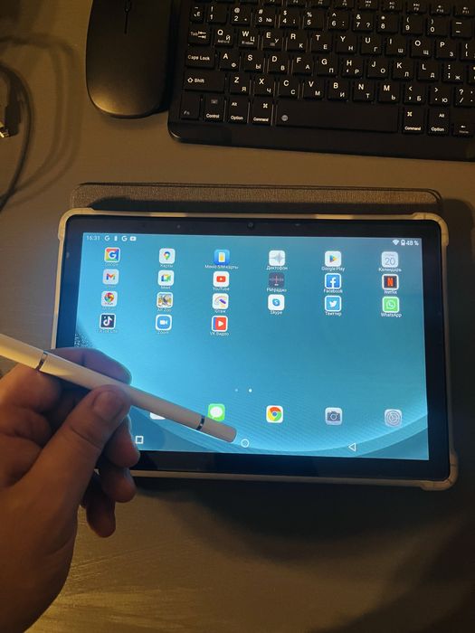 Планшет G 3000 Plus