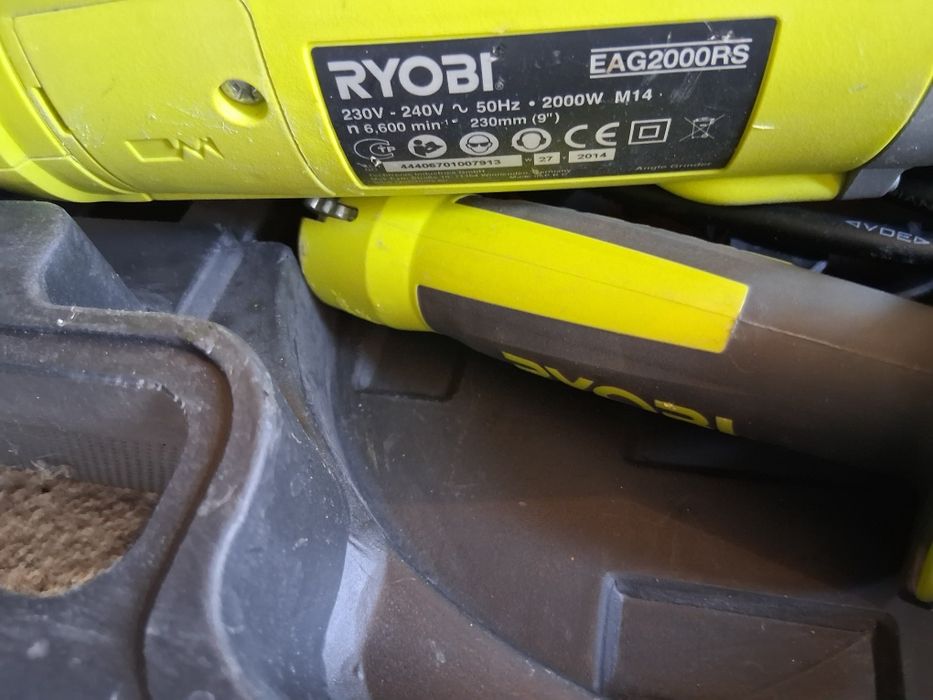 голям шлайф рйоби с куфар само лично предаване