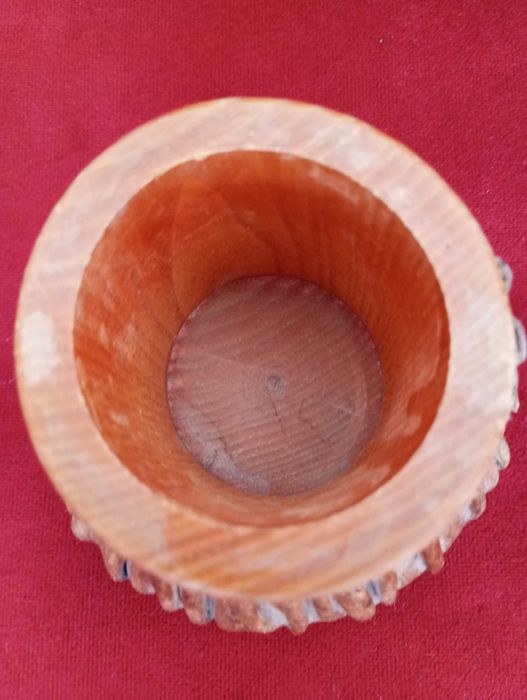 Винтидж ръчно изработена чаша шейкър за зарове от кожа и дърво