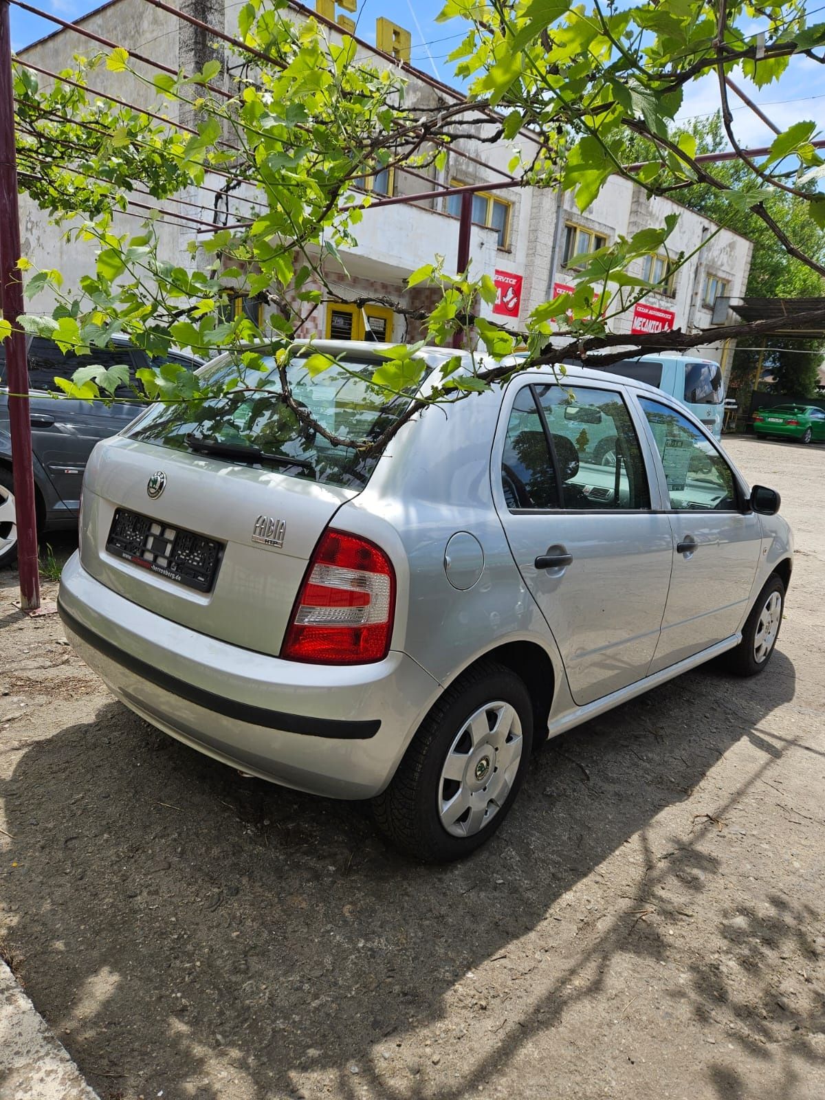 Vând skoda fabia