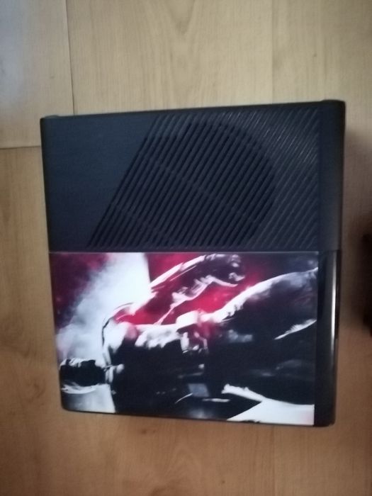 Vând xbox 360 preț  negociabil