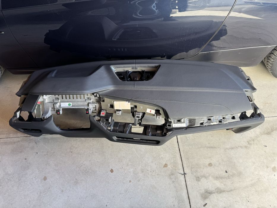 Арматурно табло БМВ G06