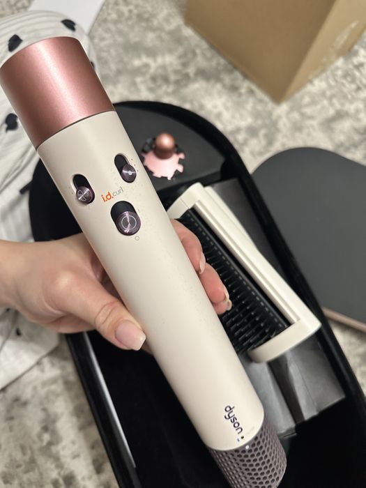 Dyson ID HS08 фены