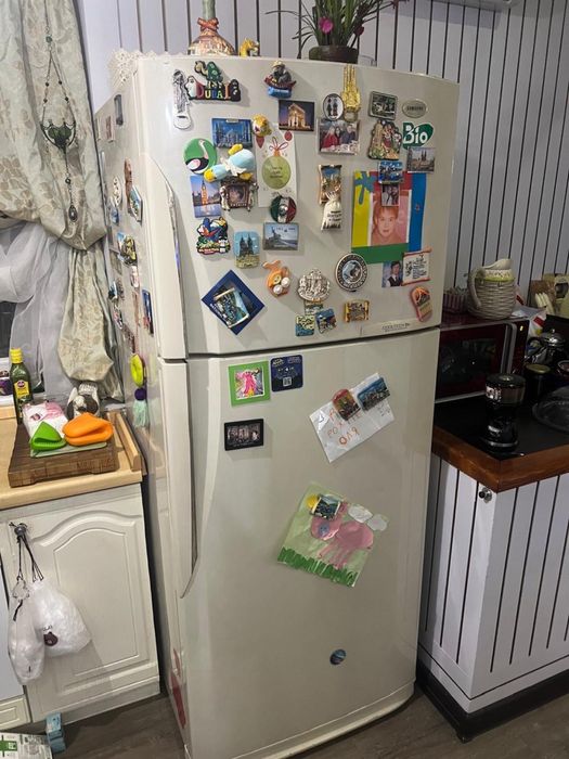 Холодильник SAMSUNG