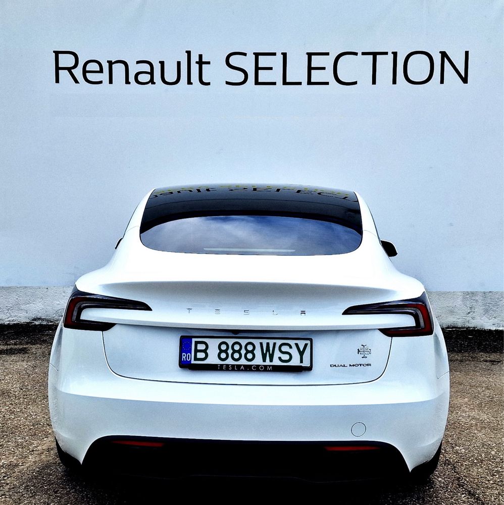 Tesla Model 3 Long Range  AWD