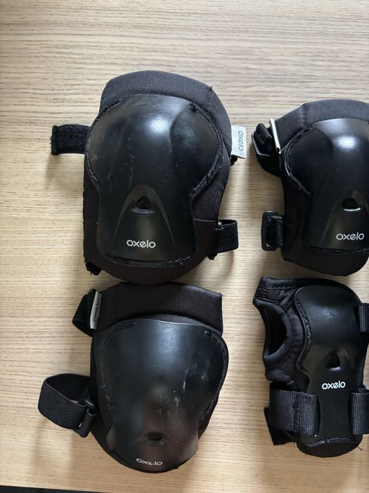 Set 3 perechi protecţii Play Negru Copii