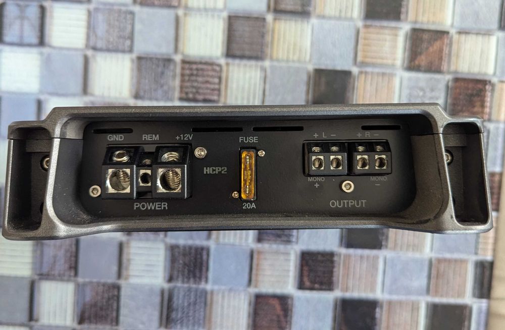 Бас каса + усилвател Hertz