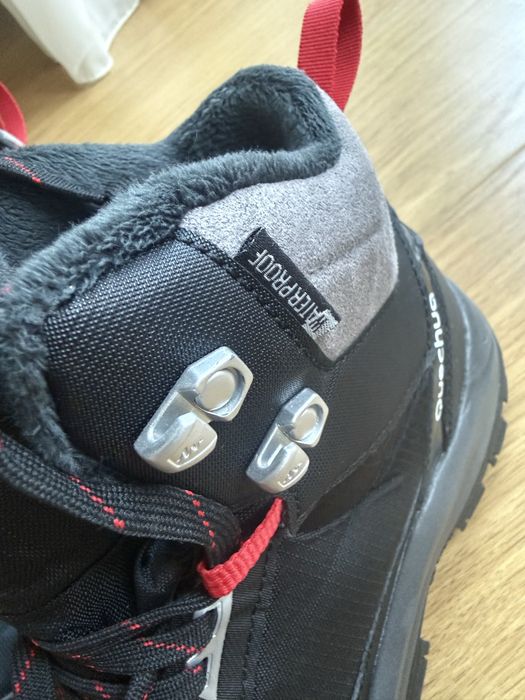 Ghete impermeabile Quechua stare excelenta nr. 41