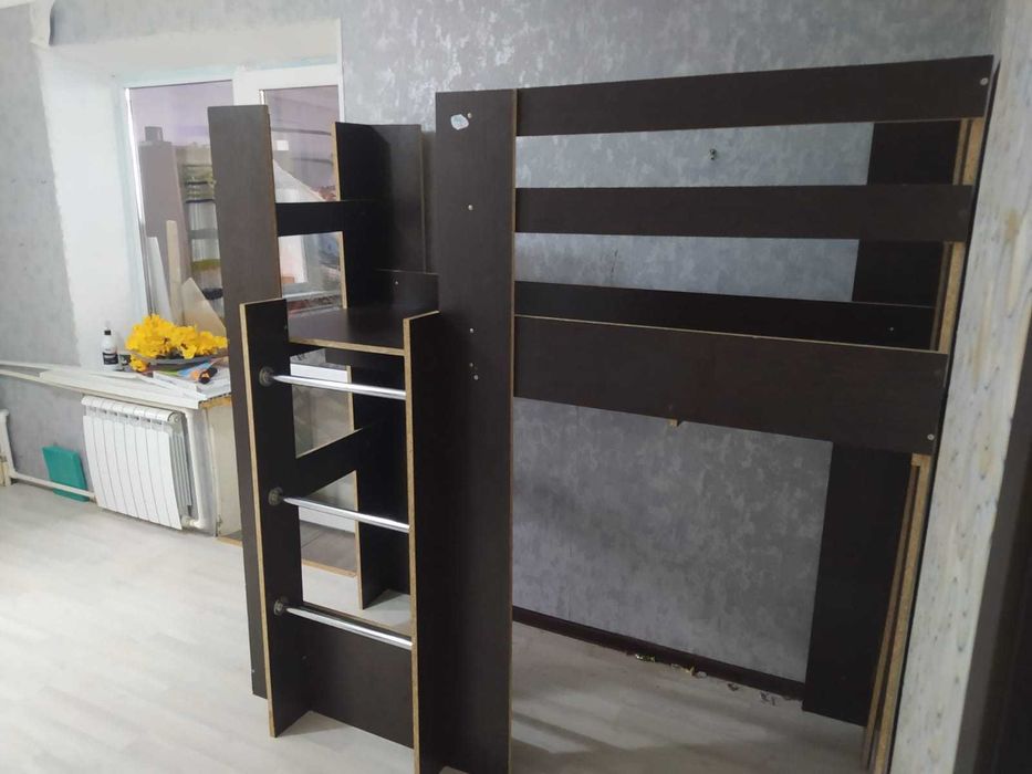 Мебель детски двух ярустный и один 1,60