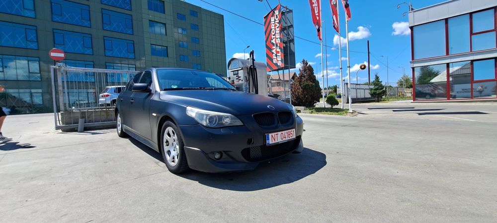 Vând BMW 525D anul 2007