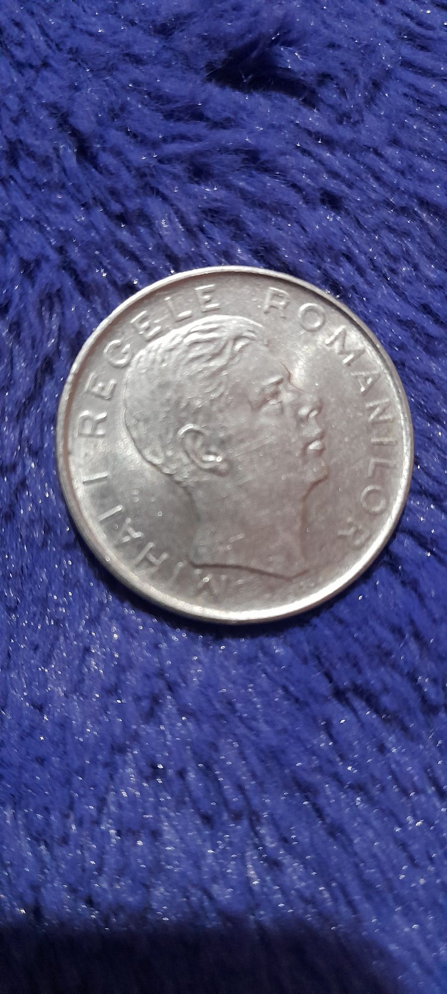 Vând moneda antica
