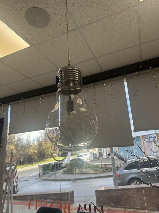 Лампа, гигантска крушка