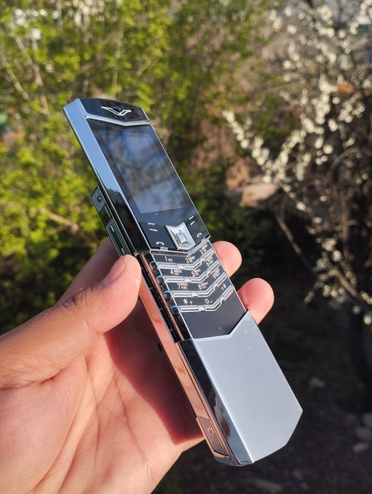 Vertu signature слайдер варианты