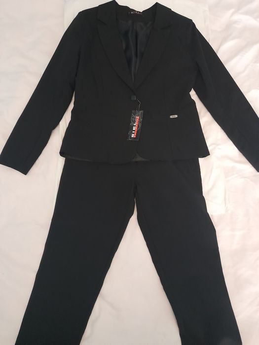 Дамски дрехи -риза сако ,панталон