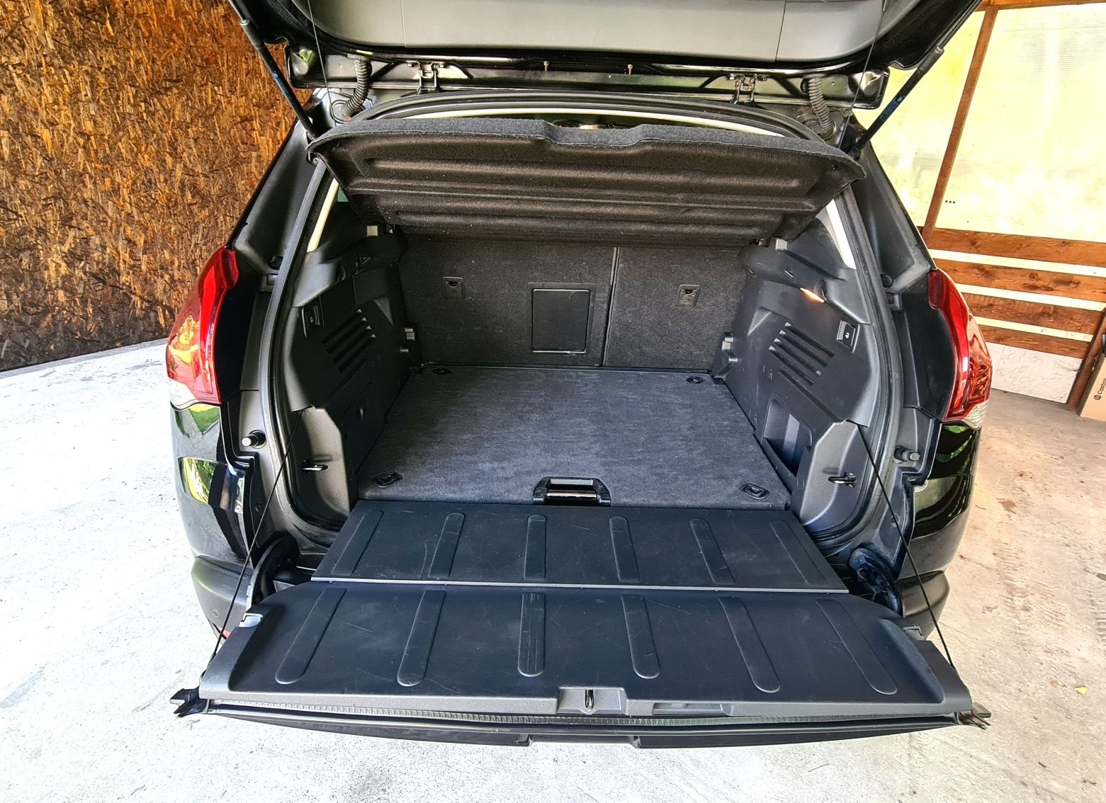 Peugeot 3008, an 2016/ 10, navi/camera/led