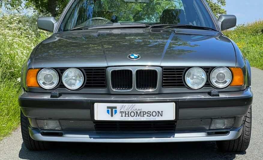 Маска за BMW E34
