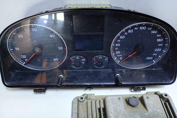 Kit pornire  2.0 tdi BKD 03G906016BQ Volkswagen VW Touran  seria