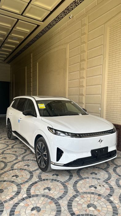 Dongfeng 008 ultra restyling