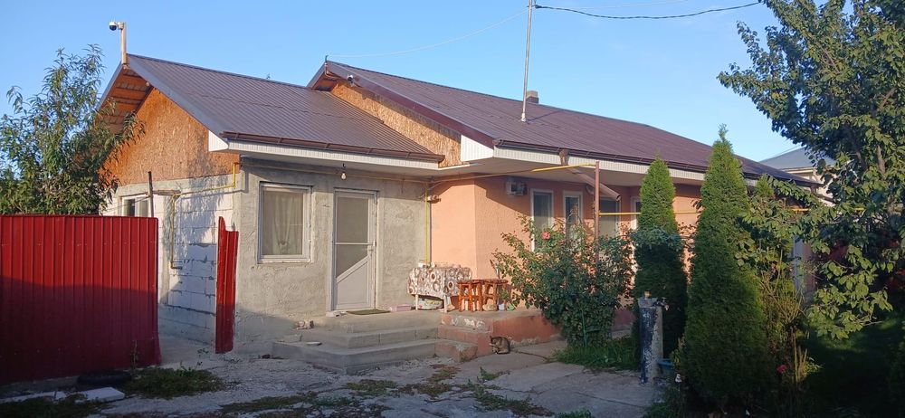 Casa de vanzare Podu Turcului