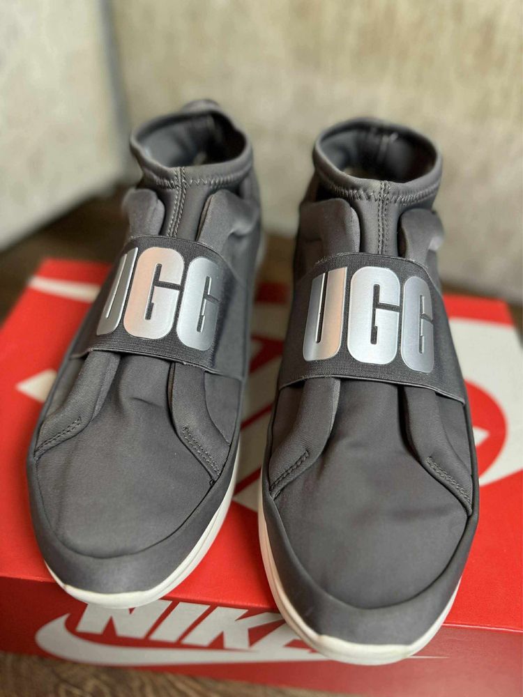 Сникърси UGG W Neutra