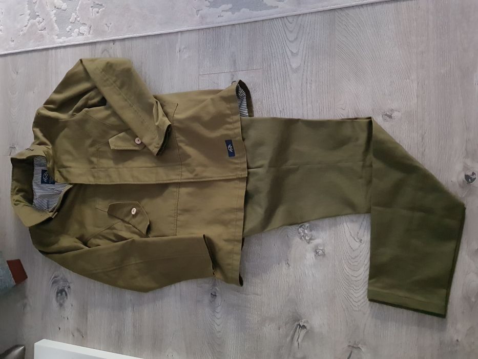 Vand pantaloni chino