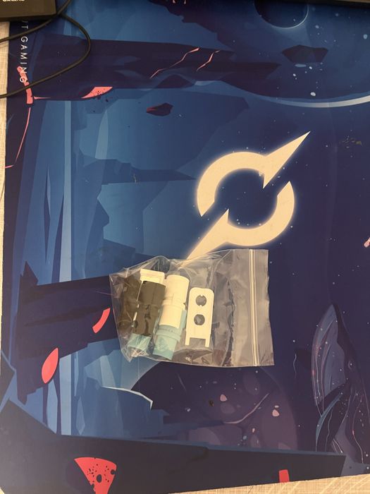 Vand cutter plotter cameo 4 utilizat de cateva ori.