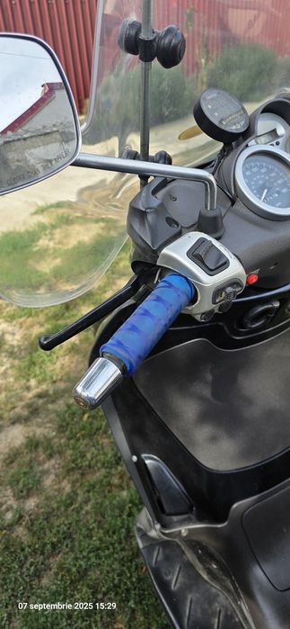 Piaggio Beverly 400