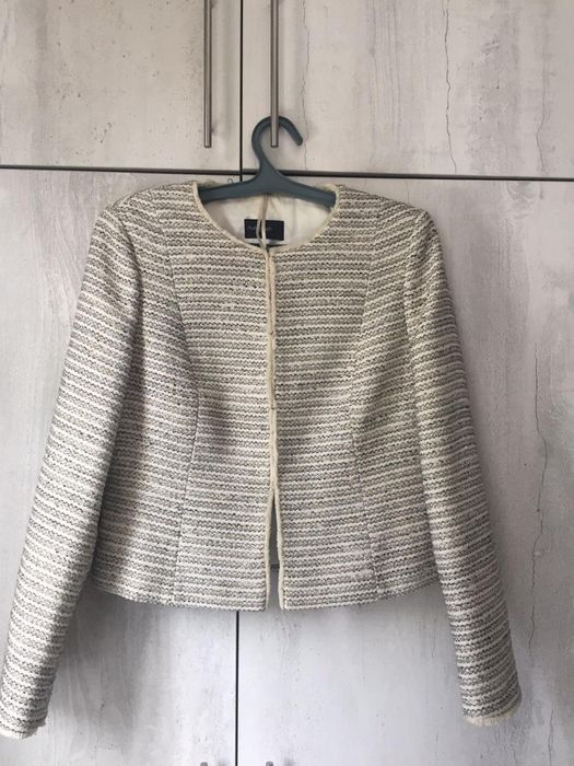 Продаётся твидовый костюм