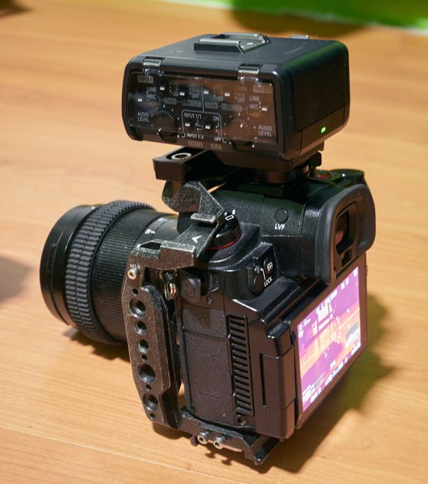 Panasonic DMW-XLR1 adaptor microfon XLR pentru camere Lumix