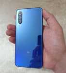 Srochna sotiladi Xiaomi Mi 9 SE 6/64Gb Orginal Xolati yaxshi