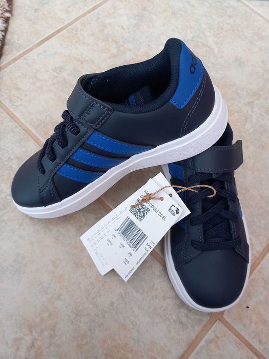 Нови маратонки Adidas- 28 номер