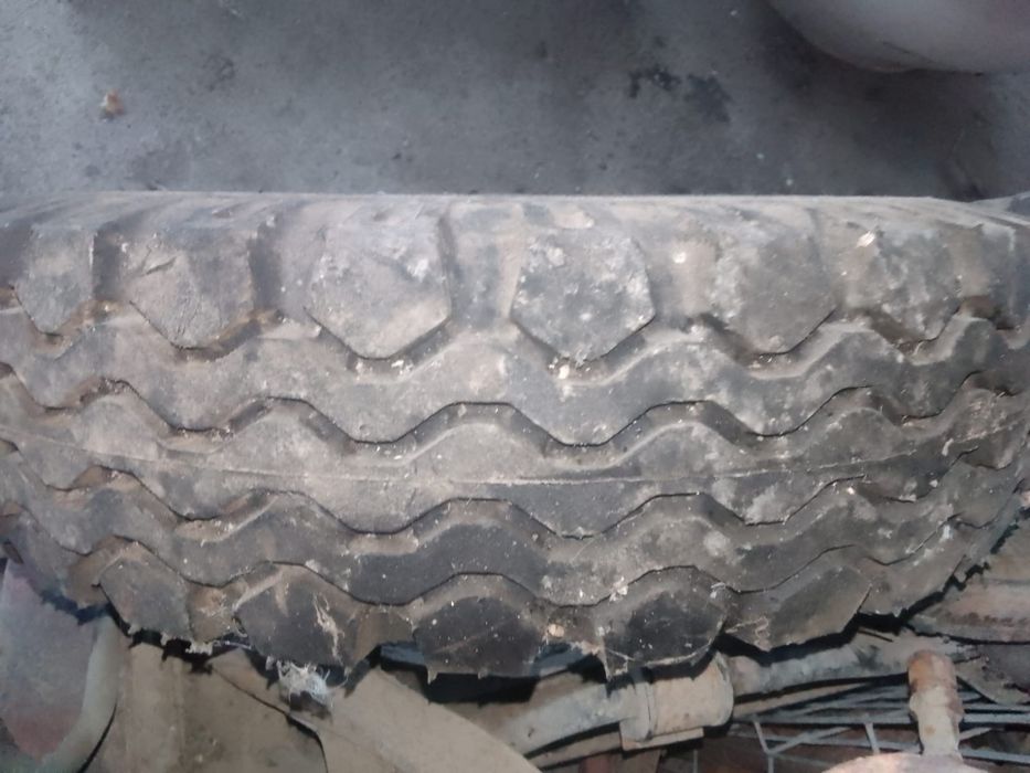 Anvelope motostivuitor 600/9