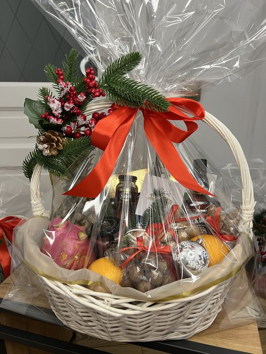 Заказ подарочных корзин в Астане