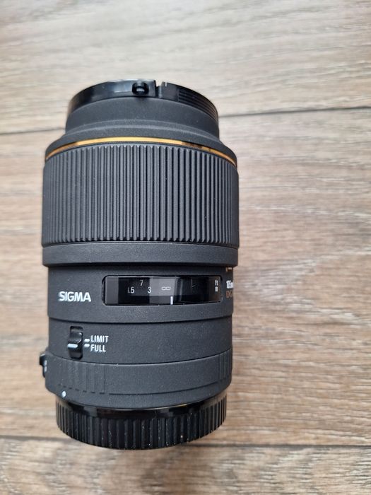Sigma 105mm f2.8 montura Canon