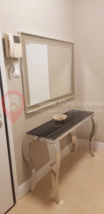 Дава се под наем Двустаен апартамент в София, Център - 80 кв.м за 1200 € - Снимка #10