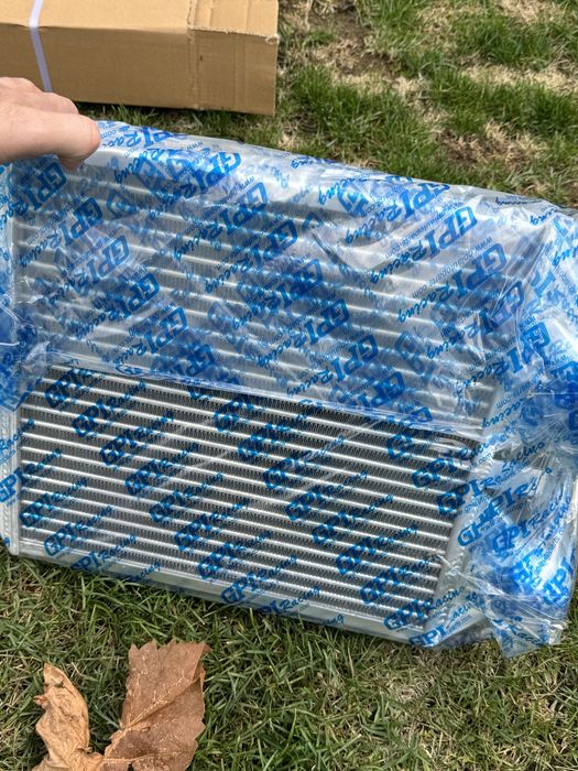 Кулер чисто нов..